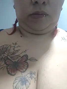 Snapshot of selena_castillo chatting on 2, 11, 2025 selena castillo online show from 2, 11, 2025