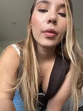 SophieRaily  online show from 15, 1, 2026