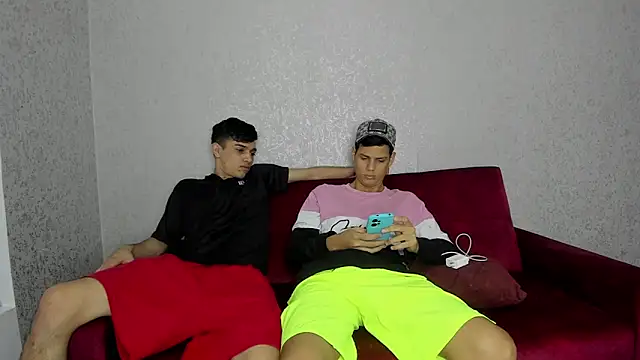 Snapshot of mckensy_sexxx18 chatting on 13, 12, 2024 mckensy sexxx18 online show from 13, 12, 2024