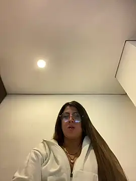 Snapshot of girl_anni chatting on 28, 1, 2025 girl anni online show from 28, 1, 2025