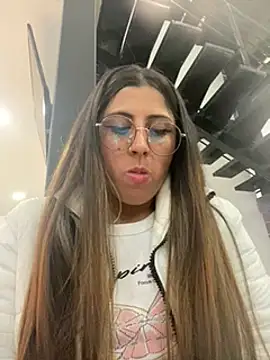 Snapshot of girl_anni chatting on 31, 1, 2025 girl anni online show from 31, 1, 2025