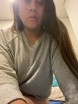 Snapshot of girl_anni chatting on 19, 2, 2025 girl anni online show from 19, 2, 2025