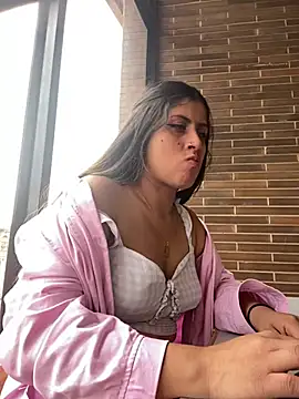 Snapshot of girl_anni chatting on 20, 3, 2025 girl anni online show from 20, 3, 2025