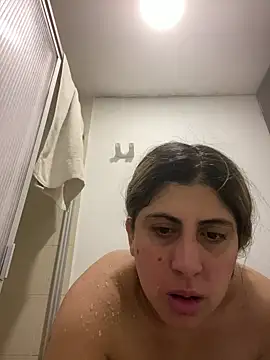Snapshot of girl_anni chatting on 22, 9, 2025 girl anni online show from 22, 9, 2025