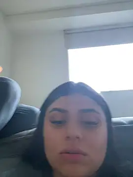 alissonfernandez  online show from 30, 1, 2025