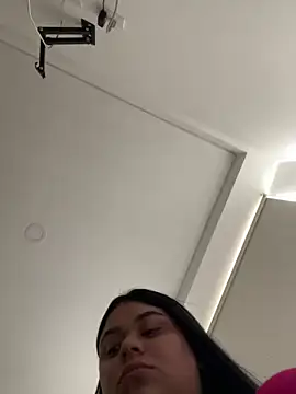 alissonfernandez  online show from 14, 2, 2025