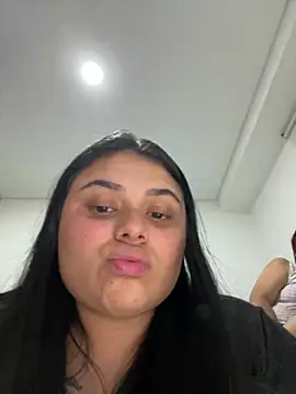 alissonfernandez  online show from 7, 3, 2025