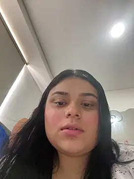 alissonfernandez  online show from 10, 3, 2025