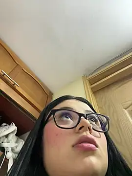 alissonfernandez  online show from 13, 2, 2026