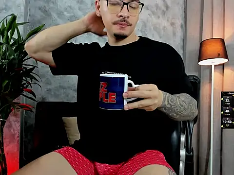 Snapshot of boyc022_ chatting on 1, 3, 2026 boyc022 online show from 1, 3, 2026