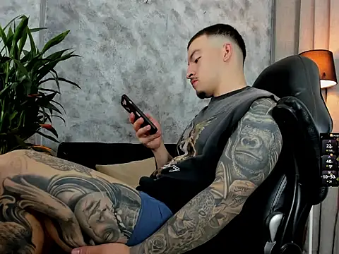 Snapshot of boyc022_ chatting on 2, 3, 2026 boyc022 online show from 2, 3, 2026