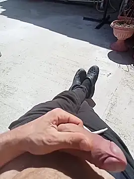 MrTamburine22 online show from 4, 4, 2026