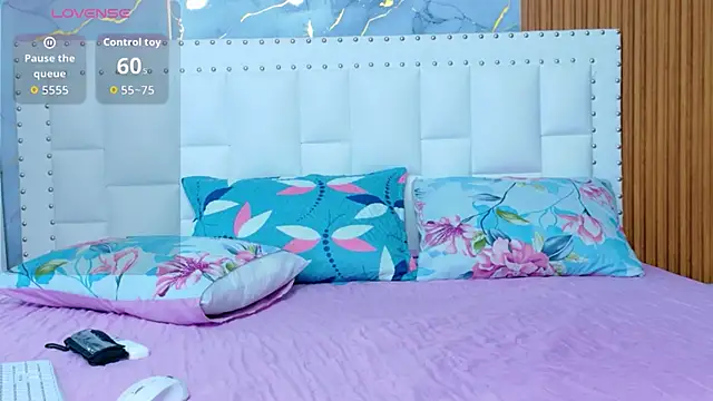 hornybarelylegalgirl online show from 13, 4, 2026