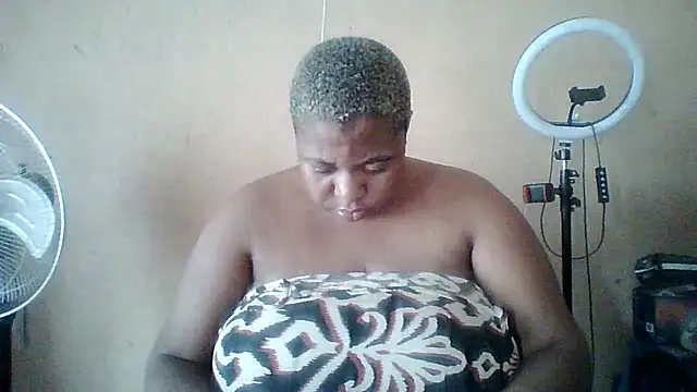 Snapshot of bustyboobs6 chatting on 14, 2, 2026 bustyboobs6 online show from 14, 2, 2026