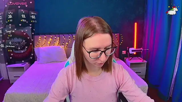 AliceBYKiss online show from 1, 12, 2025