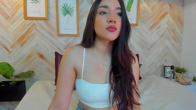 Snapshot of AniiRose chatting on 1, 2, 2025 AniiRose online show from 1, 2, 2025