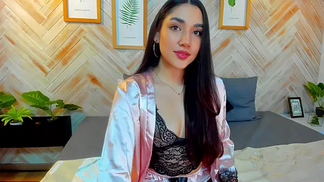 Snapshot of AniiRose chatting on 7, 3, 2025 AniiRose online show from 7, 3, 2025