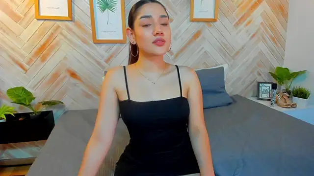 Snapshot of AniiRose chatting on 10, 3, 2025 AniiRose online show from 10, 3, 2025