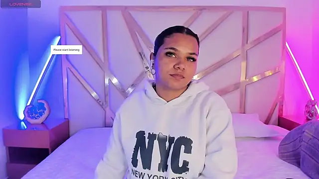 Carolina Evanss online show from 1, 11, 2025