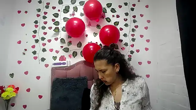 Snapshot of Leyla_Horny_Bg chatting on 14, 2, 2025 Leyla Horny Bg online show from 14, 2, 2025
