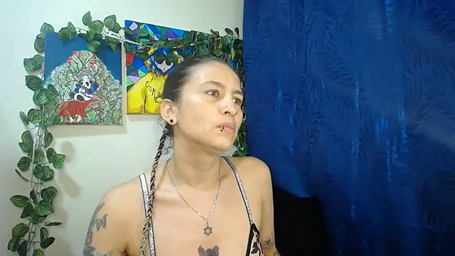 Snapshot of Leyla_Horny_Bg chatting on 3, 5, 2026 Leyla Horny Bg online show from 3, 5, 2026