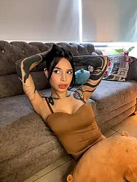 alessia iris19 online show from 16, 10, 2025