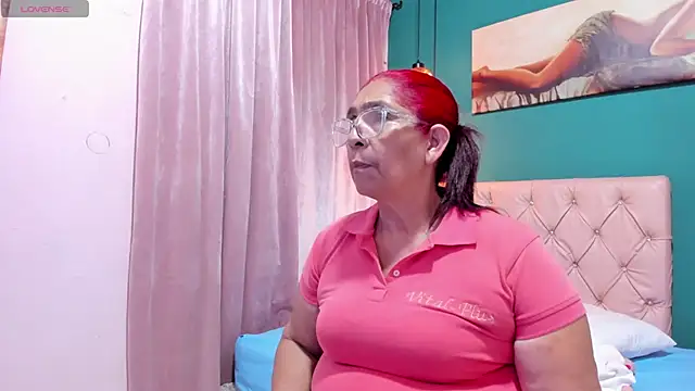 renata milf  online show from 23, 11, 2025