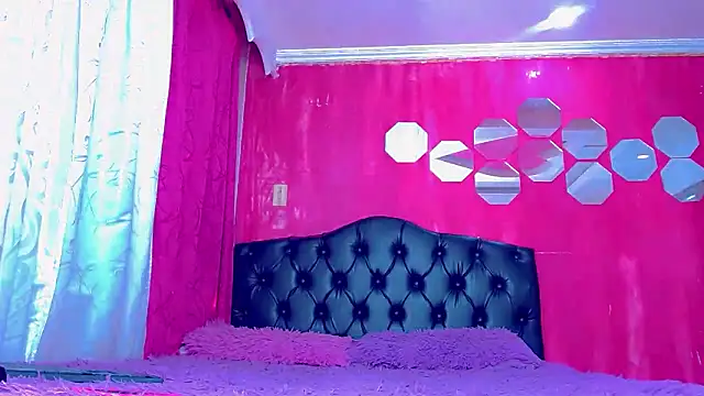 TiffanyMackensyy online show from 14, 1, 2026