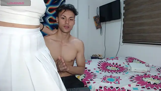 AshleyandTyler online show from 29, 12, 2024