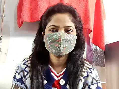 Snapshot of samosa73 chatting on 15, 11, 2025 samosa73 online show from 15, 11, 2025