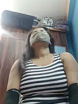 Snapshot of samosa73 chatting on 16, 2, 2026 samosa73 online show from 16, 2, 2026