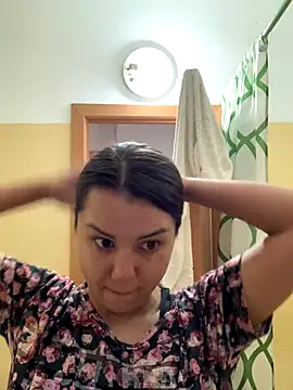 MiraMiss online show from 13, 11, 2025