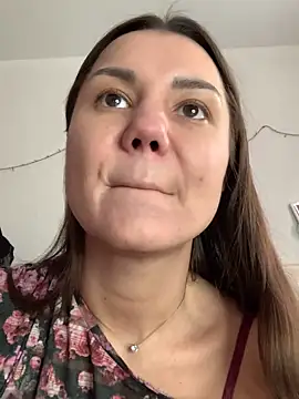 Snapshot of MiraMiss chatting on 1, 2, 2026 MiraMiss online show from 1, 2, 2026