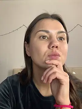 Snapshot of MiraMiss chatting on 3, 2, 2026 MiraMiss online show from 3, 2, 2026