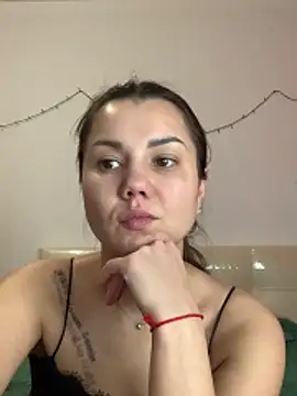 Snapshot of MiraMiss chatting on 6, 2, 2026 MiraMiss online show from 6, 2, 2026