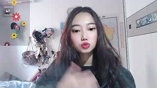 Cherie-xinxin01 online show from 7, 12, 2024