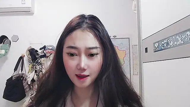 Cherie-xinxin01 online show from 9, 12, 2024