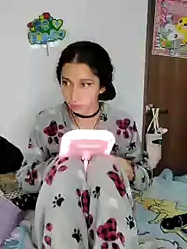Snapshot of Queenjenn__ chatting on 17, 5, 2026 Queenjenn online show from 17, 5, 2026