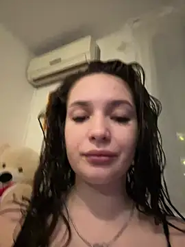 VixenAmour online show from 3, 2, 2025