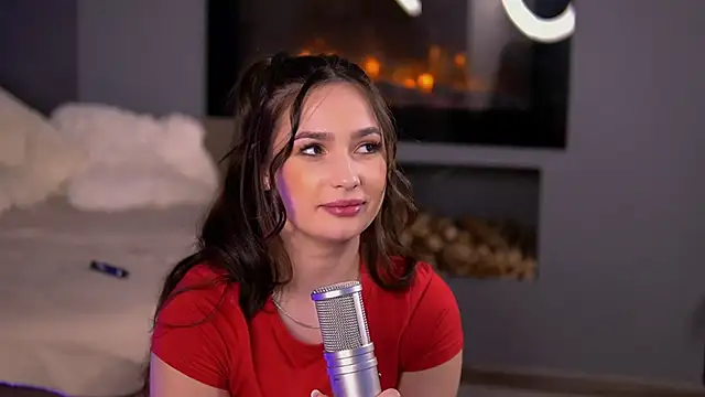 VixenAmour online show from 7, 2, 2025