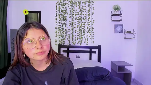 Noellesable online show from 24, 12, 2024