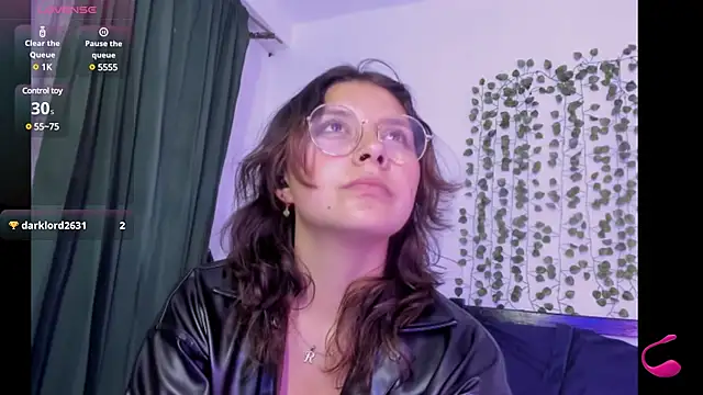 Noellesable online show from 25, 2, 2025