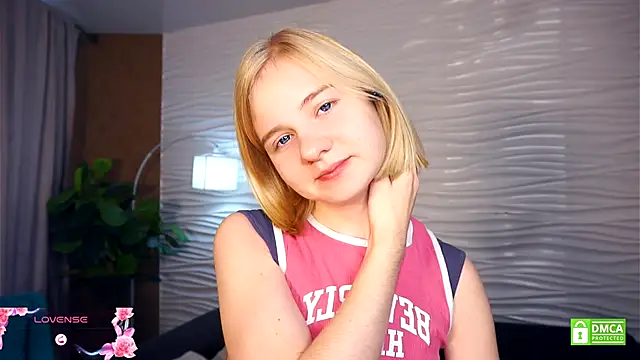 OdelinaFicken online show from 30, 10, 2025