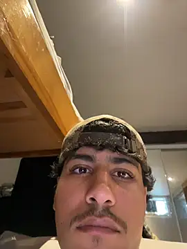 Snapshot of johnycash21 chatting on 23, 7, 2026 johnycash21 online show from 23, 7, 2026