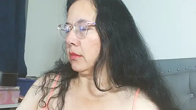 Snapshot of maturepriscila chatting on 5, 5, 2026 maturepriscila online show from 5, 5, 2026