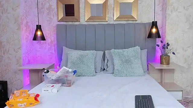 MeganCruzGB online show from 25, 2, 2025