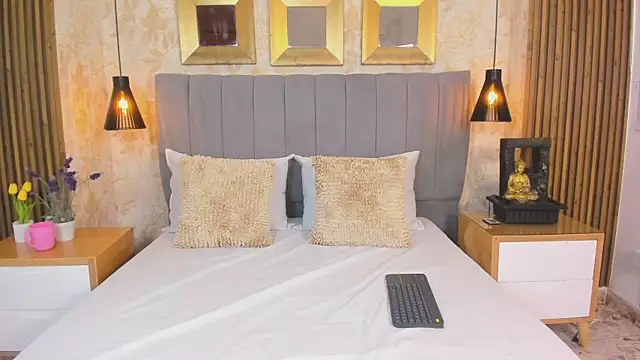 MeganCruzGB online show from 9, 9, 2025