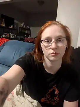 LilyFoxxx online show from 21, 9, 2025