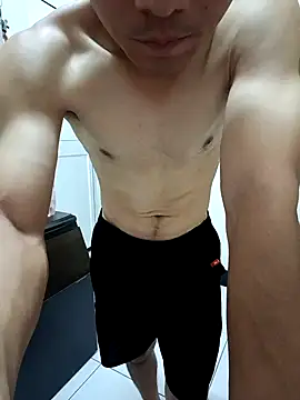 Snapshot of chiata410 chatting on 29, 9, 2025 chiata410 online show from 29, 9, 2025