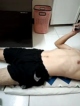 Snapshot of chiata410 chatting on 8, 10, 2025 chiata410 online show from 8, 10, 2025